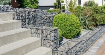 Doppelstabmatten für Haus und Garten.Gabionen im Garten die moderne Lösung einer Mauer