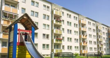 Lüftung in Plattenbauten: Müssen diese wirklich gereinigt werden?