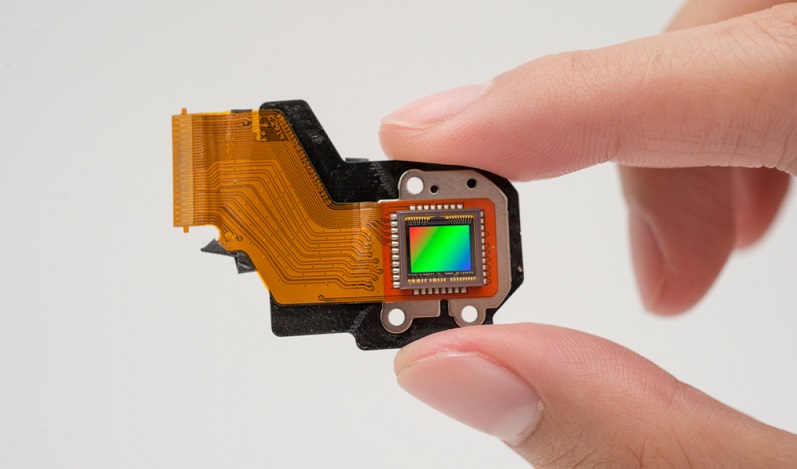 CCD-Sensoren in der industriellen Anwendung Gerade wenn es um den Ausschluss von Fehlern geht, werden CCD-Sensoren in der Industrie eingesetzt. 
