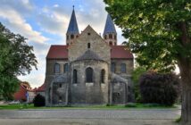 Halberstadt ist bekannt für seine reichen kulturellen Einfärbungen, zudem für seine beschaulichen Kirchen, Museen und Denkmäler.(Fotolizenz-shutterstock: German Globetrotter_)