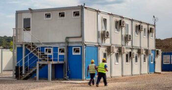 Spezialcontainer für die Zeit von Bauarbeiten ( Foto: Adobe Stock- serato)