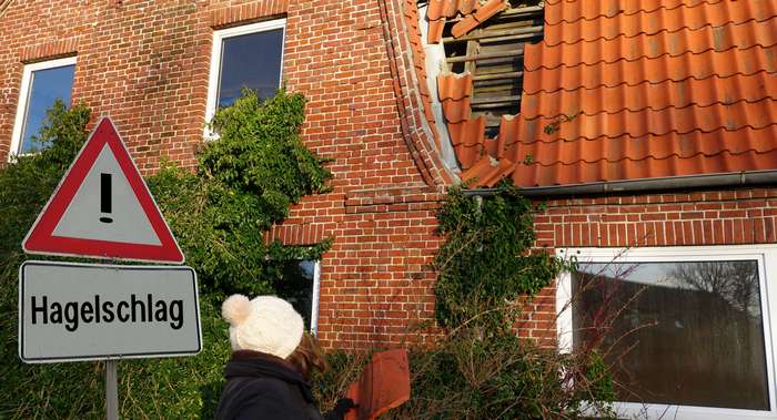 Die Elementarschadenversicherung bietet keinen Schutz vor Unwetter. Vielmehr deckt sie die Schäden ab, die durch ein solches Unwetter entstehen können. ( Foto: Adobe Stock - pusteflower9024 )