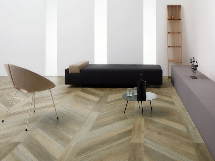 Vinylboden: Ein sehr praktisches Material. Hier die Ausführung "Classic Autumn Oak" (Foto: Forbo Flooring GmbH)