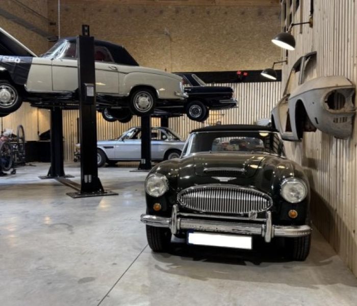 In der Kfz-Werkstatt von Peer-Ake Grams (Foto: KORODUR Westphal Hartbeton GmbH & Co. KG)