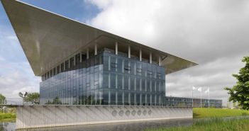 Pilkington Optitherm(TM), Suncool(TM) und Spacia(TM) steigern moderne Gebäudenergieeffizienz (Foto: Pilkington Deutschland AG .  NSG Group)